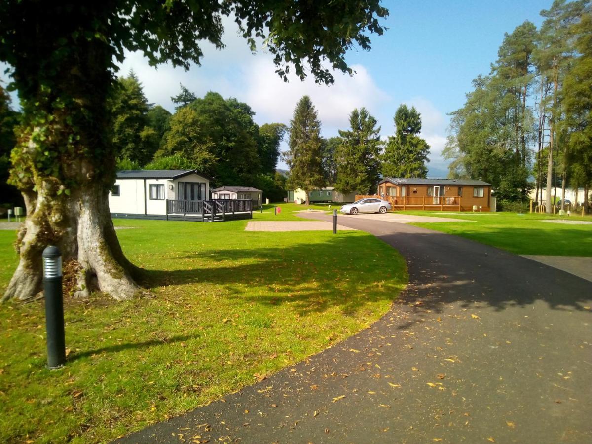 Callander Woods Holiday Park Buitenkant foto