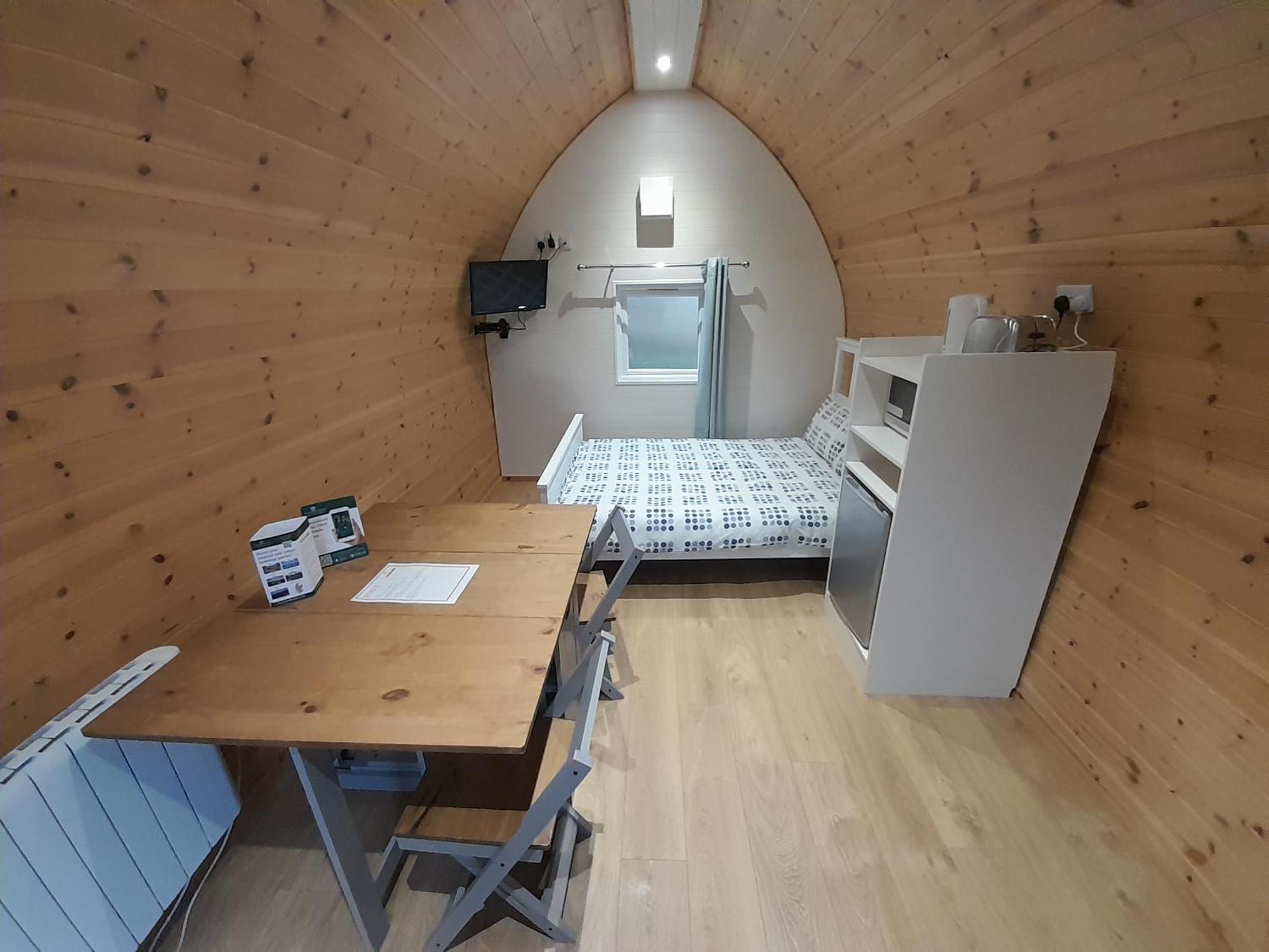 Callander Woods Holiday Park Kamer foto